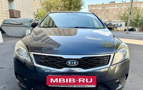 KIA cee'd I рестайлинг, 2010 год, 750 000 рублей, 2 фотография