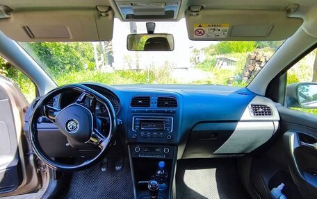 Volkswagen Polo VI (EU Market), 2015 год, 970 000 рублей, 9 фотография