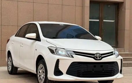 Toyota Vios III, 2023 год, 950 000 рублей, 3 фотография