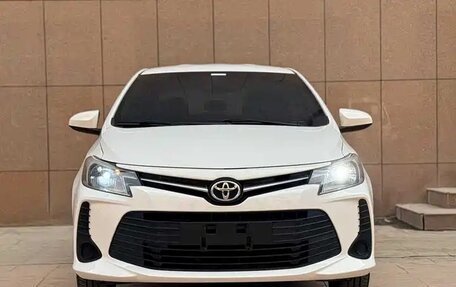 Toyota Vios III, 2023 год, 950 000 рублей, 2 фотография