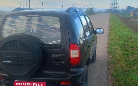 Chevrolet Niva I рестайлинг, 2005 год, 300 000 рублей, 5 фотография