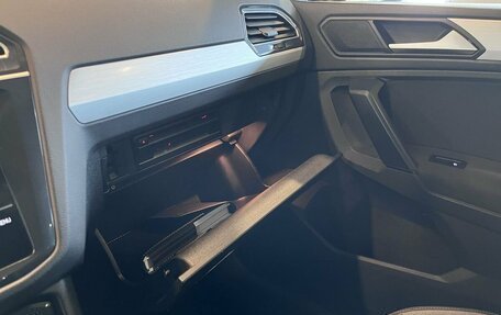 Volkswagen Tiguan II, 2018 год, 2 960 000 рублей, 30 фотография