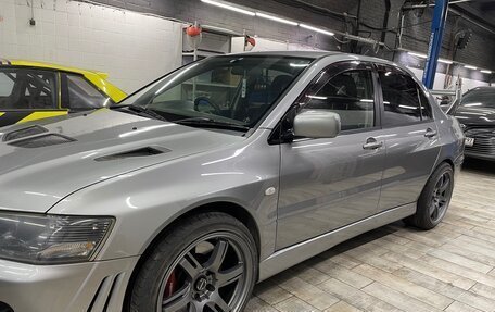 Mitsubishi Lancer Evolution VIII, 2002 год, 2 320 000 рублей, 17 фотография