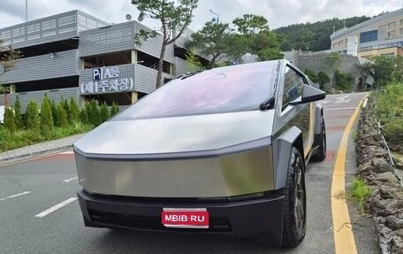 Tesla Cybertruck, 2026 год, 18 999 750 рублей, 1 фотография