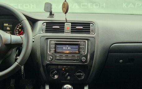 Volkswagen Jetta VI, 2013 год, 780 000 рублей, 7 фотография