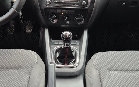Volkswagen Jetta VI, 2013 год, 780 000 рублей, 10 фотография