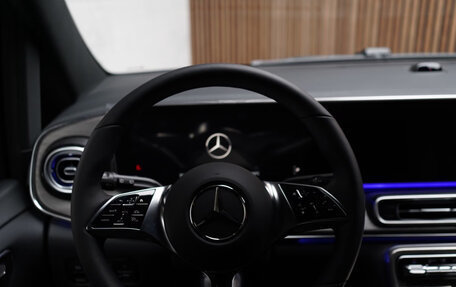 Mercedes-Benz V-Класс, 2026 год, 12 900 000 рублей, 13 фотография