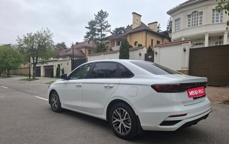 Geely Emgrand, 2024 год, 1 700 000 рублей, 5 фотография