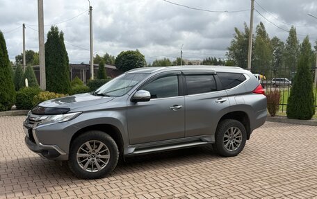 Mitsubishi Pajero Sport III рестайлинг, 2017 год, 2 250 000 рублей, 4 фотография