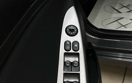 Hyundai Solaris II рестайлинг, 2015 год, 1 199 000 рублей, 26 фотография