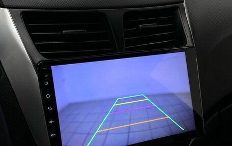 Hyundai Solaris II рестайлинг, 2015 год, 1 199 000 рублей, 28 фотография