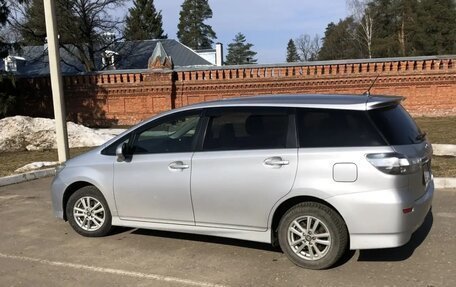 Toyota Wish II, 2012 год, 1 350 000 рублей, 3 фотография