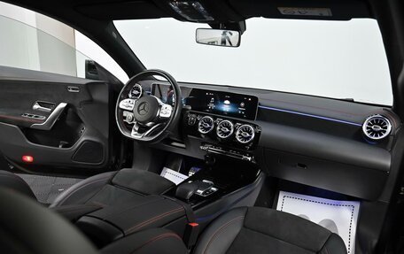 Mercedes-Benz CLA, 2019 год, 2 315 000 рублей, 10 фотография