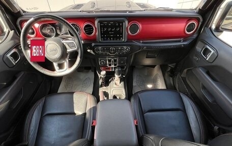 Jeep Wrangler, 2022 год, 5 900 000 рублей, 17 фотография