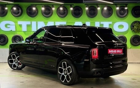 Rolls-Royce Cullinan, 2021 год, 37 900 000 рублей, 2 фотография