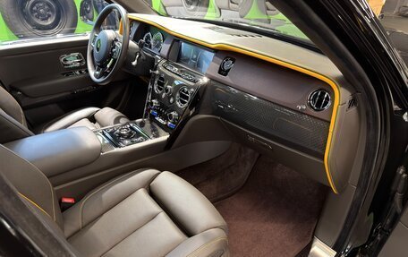 Rolls-Royce Cullinan, 2021 год, 37 900 000 рублей, 7 фотография