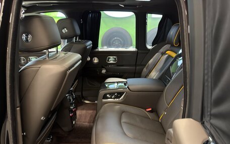 Rolls-Royce Cullinan, 2021 год, 37 900 000 рублей, 12 фотография
