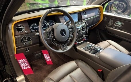 Rolls-Royce Cullinan, 2021 год, 37 900 000 рублей, 10 фотография