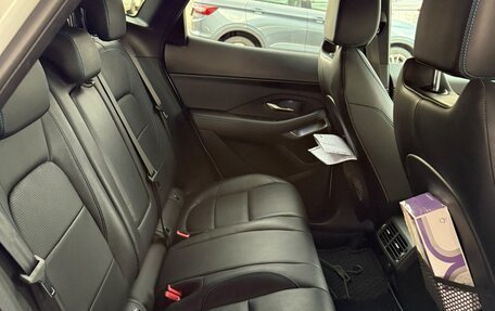 Jaguar E-Pace, 2020 год, 3 700 000 рублей, 7 фотография