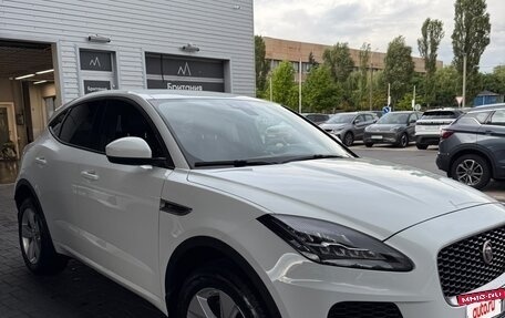 Jaguar E-Pace, 2020 год, 3 700 000 рублей, 2 фотография