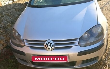 Volkswagen Golf V, 2004 год, 450 000 рублей, 2 фотография