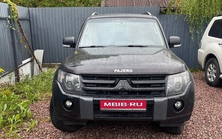 Mitsubishi Pajero IV, 2011 год, 1 850 000 рублей, 1 фотография