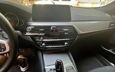 BMW 5 серия, 2019 год, 3 500 000 рублей, 11 фотография
