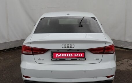 Audi A3, 2018 год, 1 999 000 рублей, 5 фотография