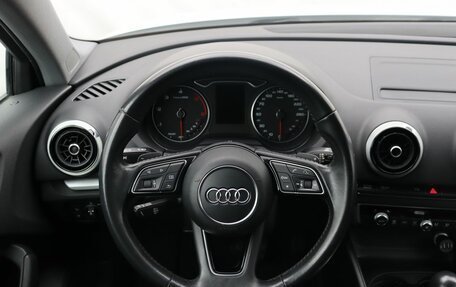 Audi A3, 2018 год, 1 999 000 рублей, 13 фотография