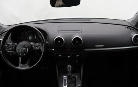Audi A3, 2018 год, 1 999 000 рублей, 12 фотография