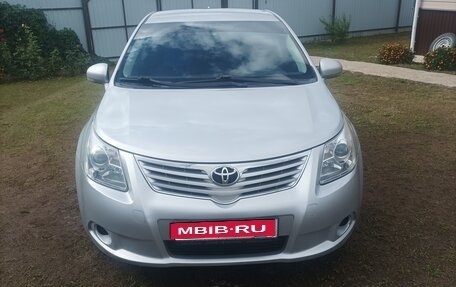 Toyota Avensis III рестайлинг, 2011 год, 1 050 000 рублей, 1 фотография