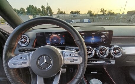 Mercedes-Benz GLB, 2021 год, 4 000 000 рублей, 14 фотография