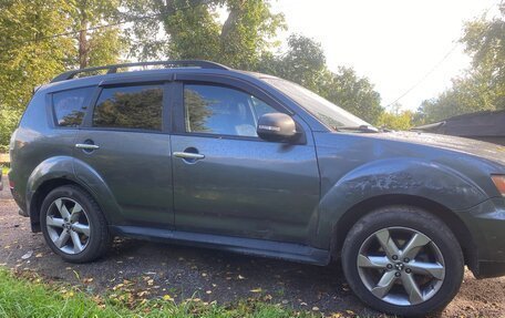 Mitsubishi Outlander III рестайлинг 3, 2011 год, 800 000 рублей, 5 фотография