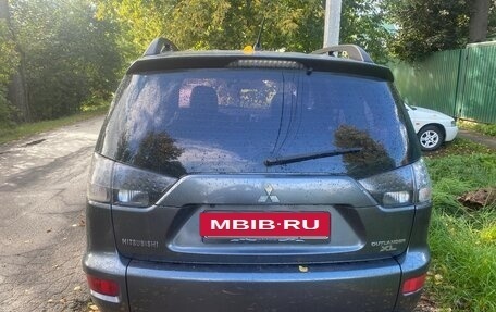 Mitsubishi Outlander III рестайлинг 3, 2011 год, 800 000 рублей, 4 фотография