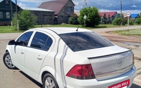 Opel Astra J, 2012 год, 600 000 рублей, 3 фотография