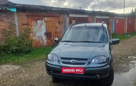 Chevrolet Niva I рестайлинг, 2016 год, 570 000 рублей, 1 фотография