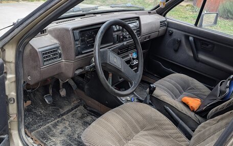 Volkswagen Jetta VI, 1984 год, 68 000 рублей, 7 фотография