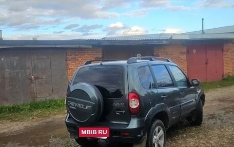 Chevrolet Niva I рестайлинг, 2016 год, 570 000 рублей, 21 фотография