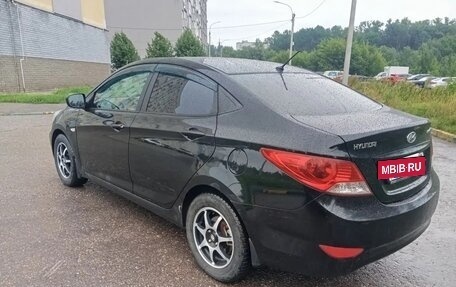 Hyundai Solaris II рестайлинг, 2012 год, 700 000 рублей, 3 фотография