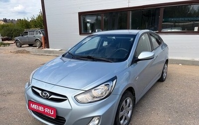 Hyundai Solaris II рестайлинг, 2011 год, 900 000 рублей, 1 фотография
