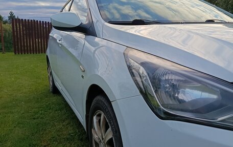 Hyundai Solaris II рестайлинг, 2014 год, 850 000 рублей, 2 фотография