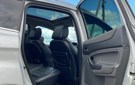 Ford Kuga III, 2011 год, 990 000 рублей, 27 фотография