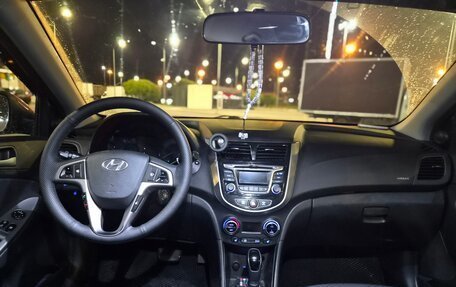 Hyundai Solaris II рестайлинг, 2016 год, 950 000 рублей, 8 фотография
