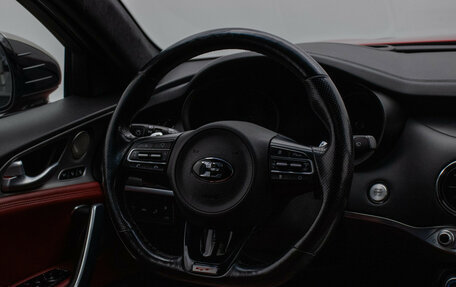 KIA Stinger I, 2019 год, 3 000 000 рублей, 15 фотография
