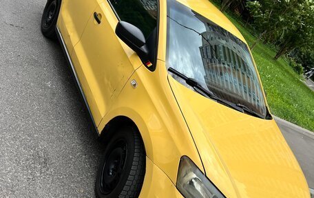 Volkswagen Polo VI (EU Market), 2019 год, 750 000 рублей, 2 фотография