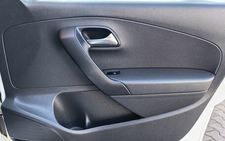 Volkswagen Polo VI (EU Market), 2015 год, 1 079 000 рублей, 13 фотография