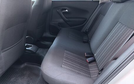 Volkswagen Polo VI (EU Market), 2015 год, 1 079 000 рублей, 18 фотография