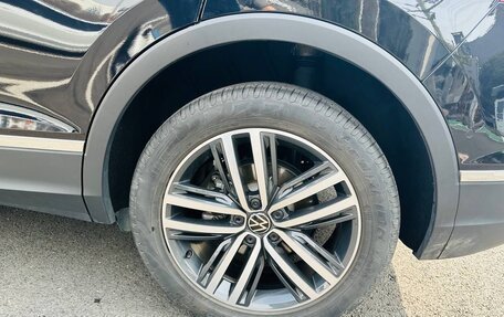 Volkswagen Tiguan II, 2021 год, 3 500 000 рублей, 3 фотография