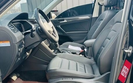 Volkswagen Tiguan II, 2021 год, 3 500 000 рублей, 9 фотография