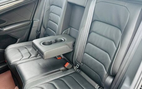 Volkswagen Tiguan II, 2021 год, 3 500 000 рублей, 23 фотография